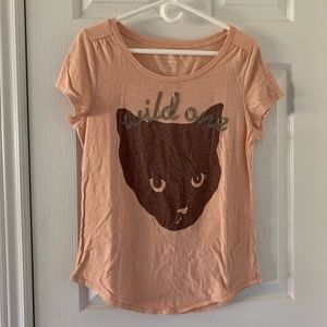 👚4/$20👚American Eagle - coral t-shirt w/ sequin